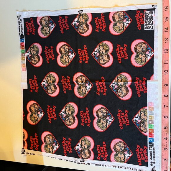 23pc Horror MOvie Scrap Fabric with Elastic Pieces - Picture 8 of 9